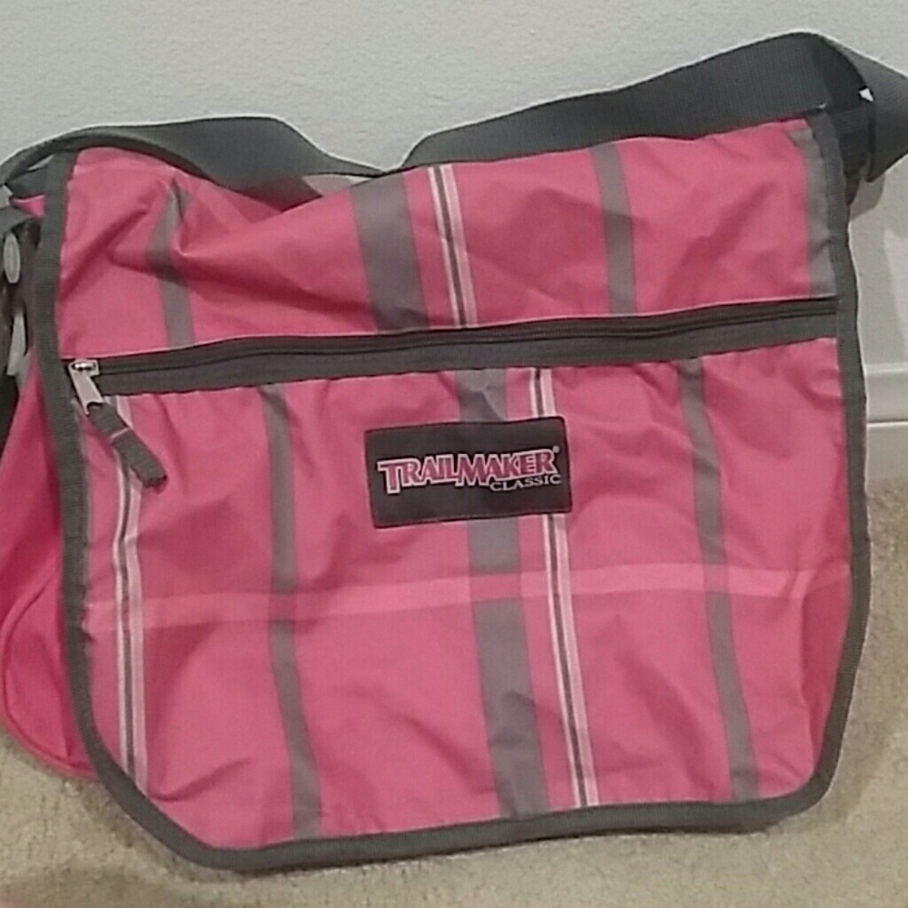 Trailmaker Classic messenger bag